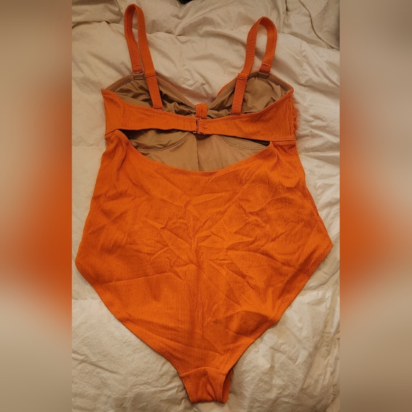 Orange Swimsuit - Size 2XL - Old Navy - Picture 2 of 4